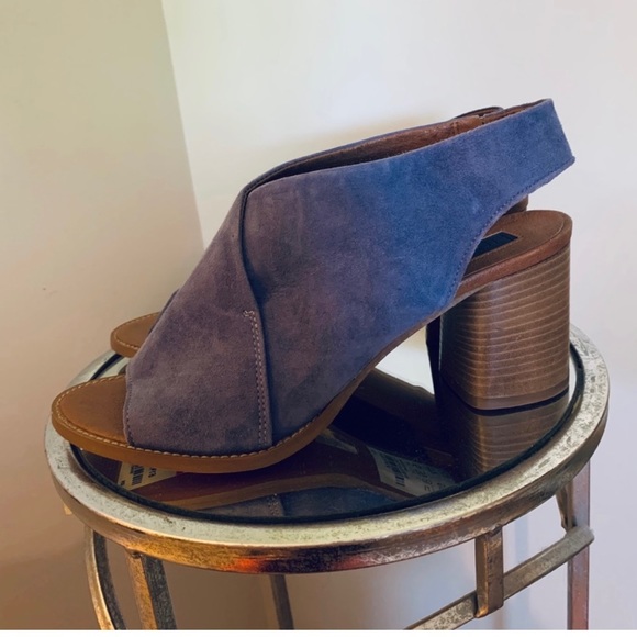 Topshop slip on shoes - Picture 2 of 4